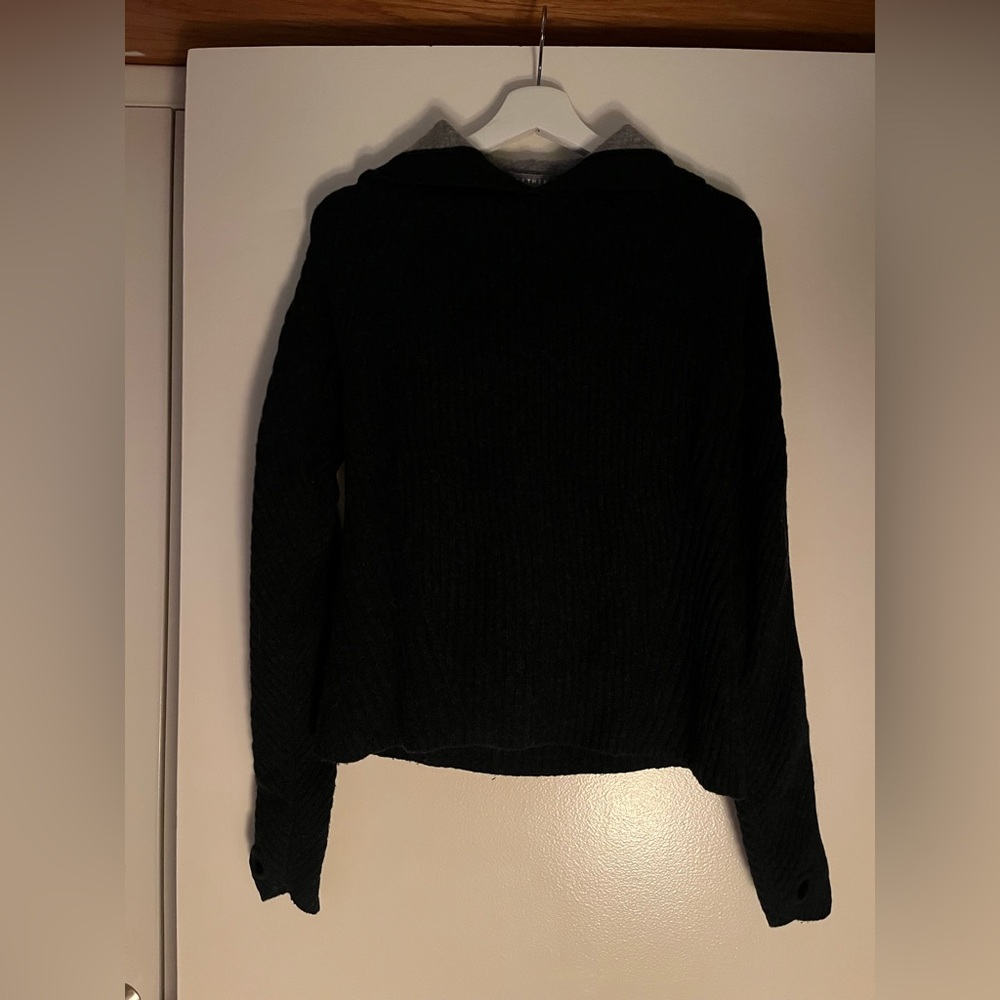 Dark green wool and cashmere sweater